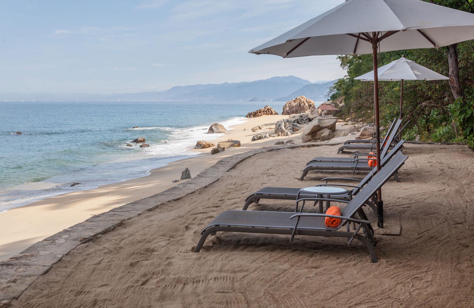 Playa Xinalani Retreat