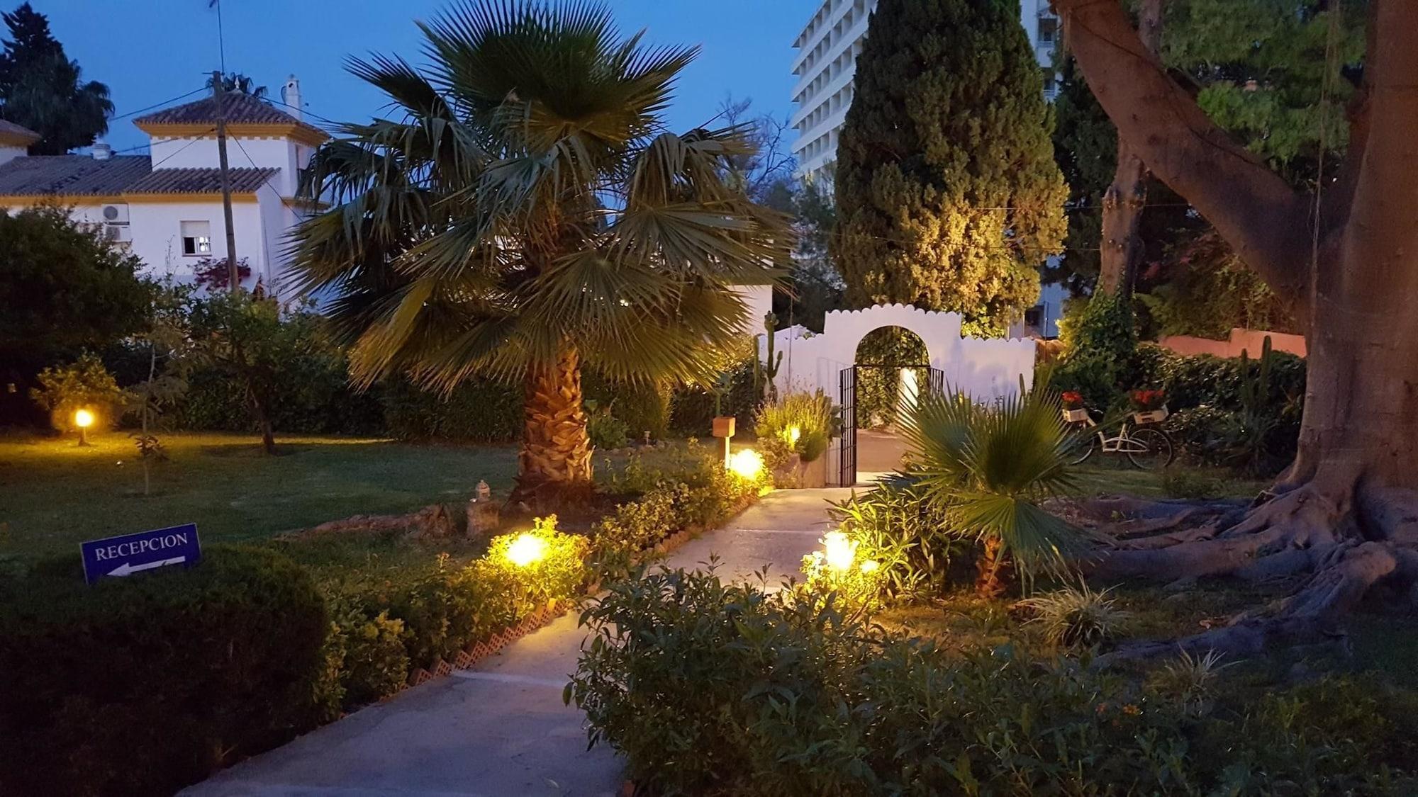Varios Hostal Los Geranios