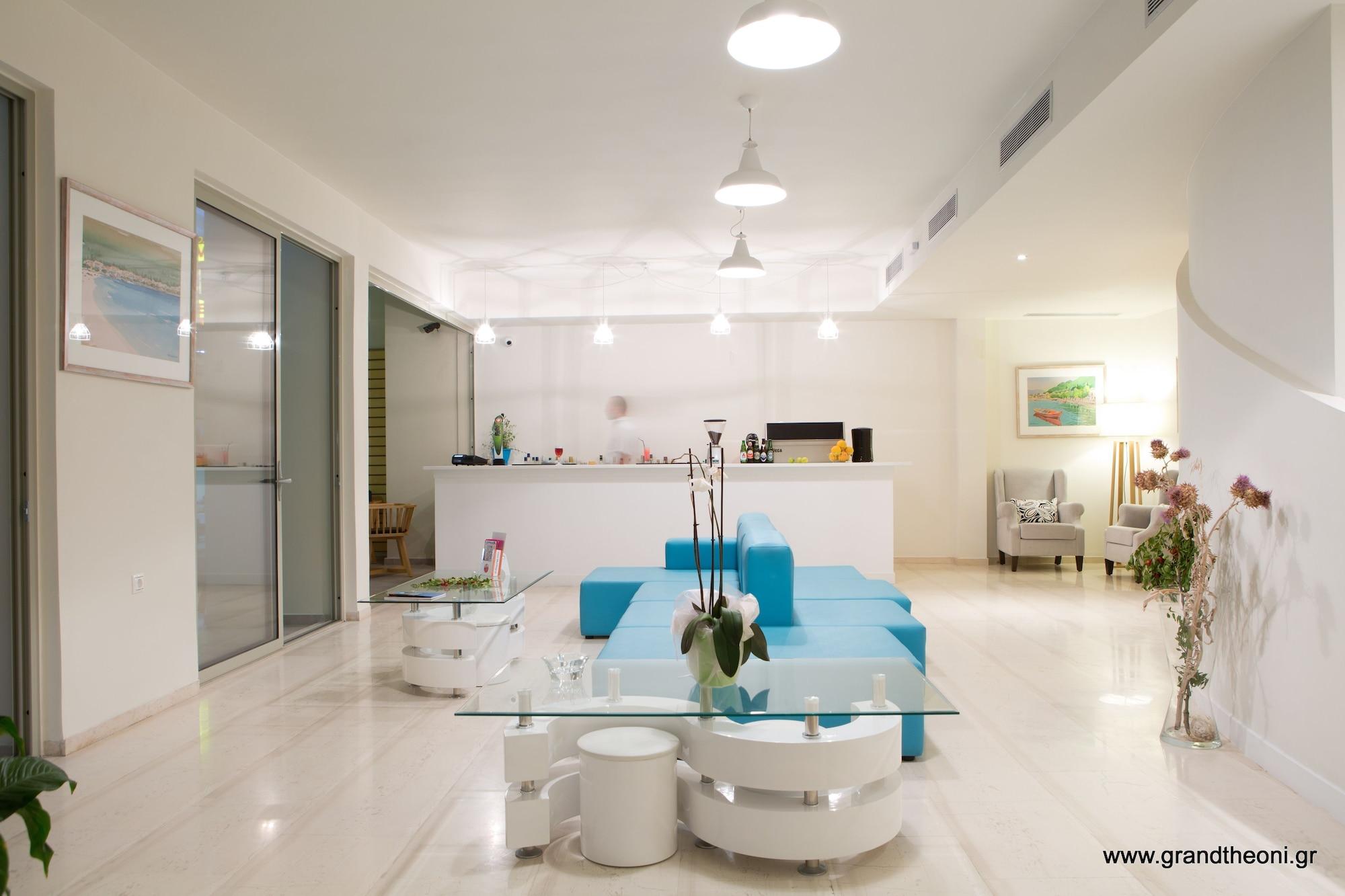 Vista Lobby Grand TheoNi Boutique Hotel & Spa