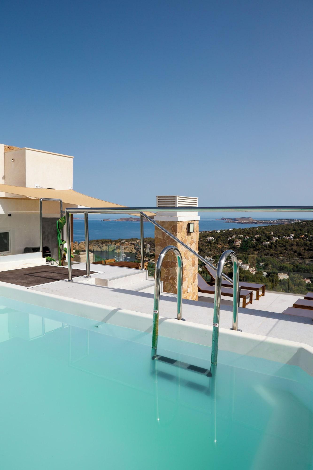 Vista Piscina Cala Vadella Panoramic Retreat