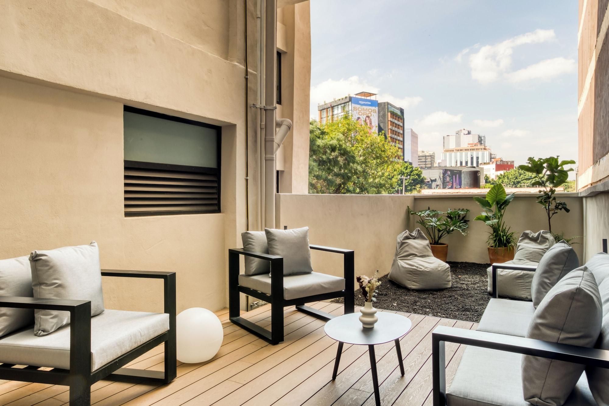 Vista Exterior Caliza Roma Residences by Tasman