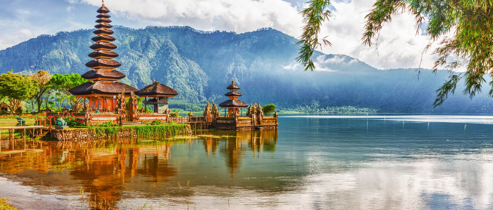 Vuelos a Indonesia. Reserva vuelos baratos a Indonesia | Despegar