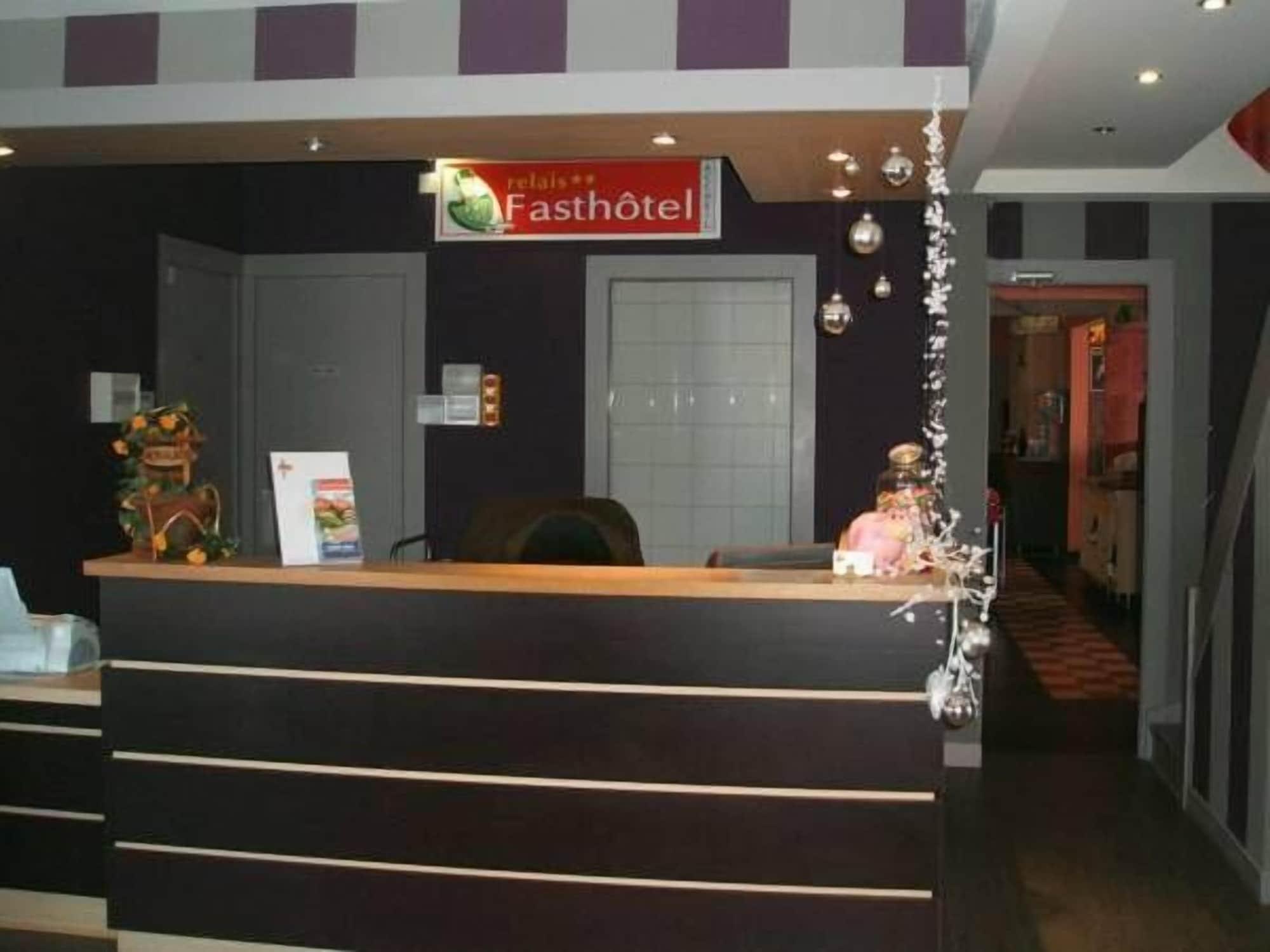 Vista Lobby Fasthotel Paris Sud Saint Fargeau