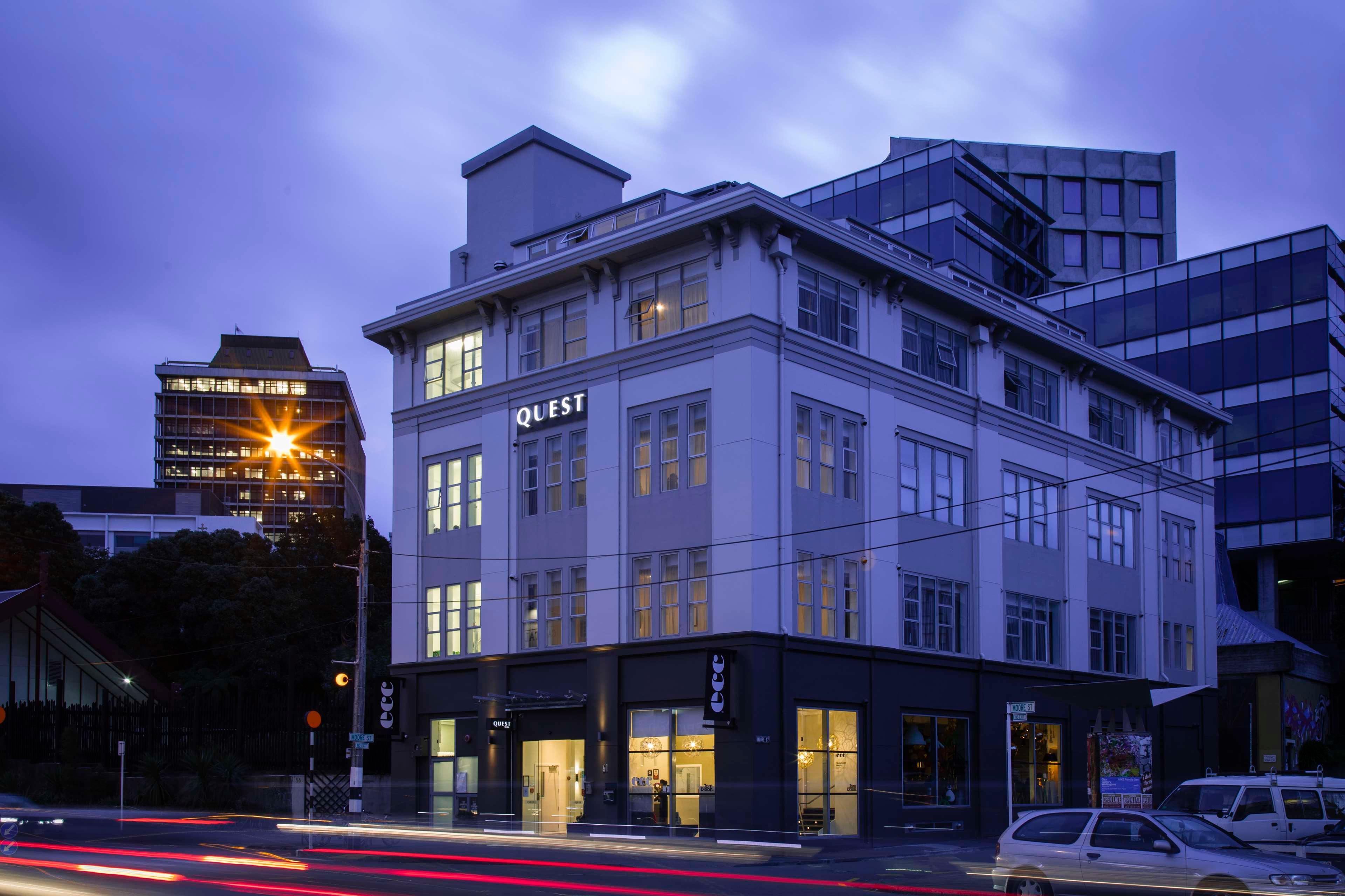 Vista Exterior Quest on Thorndon