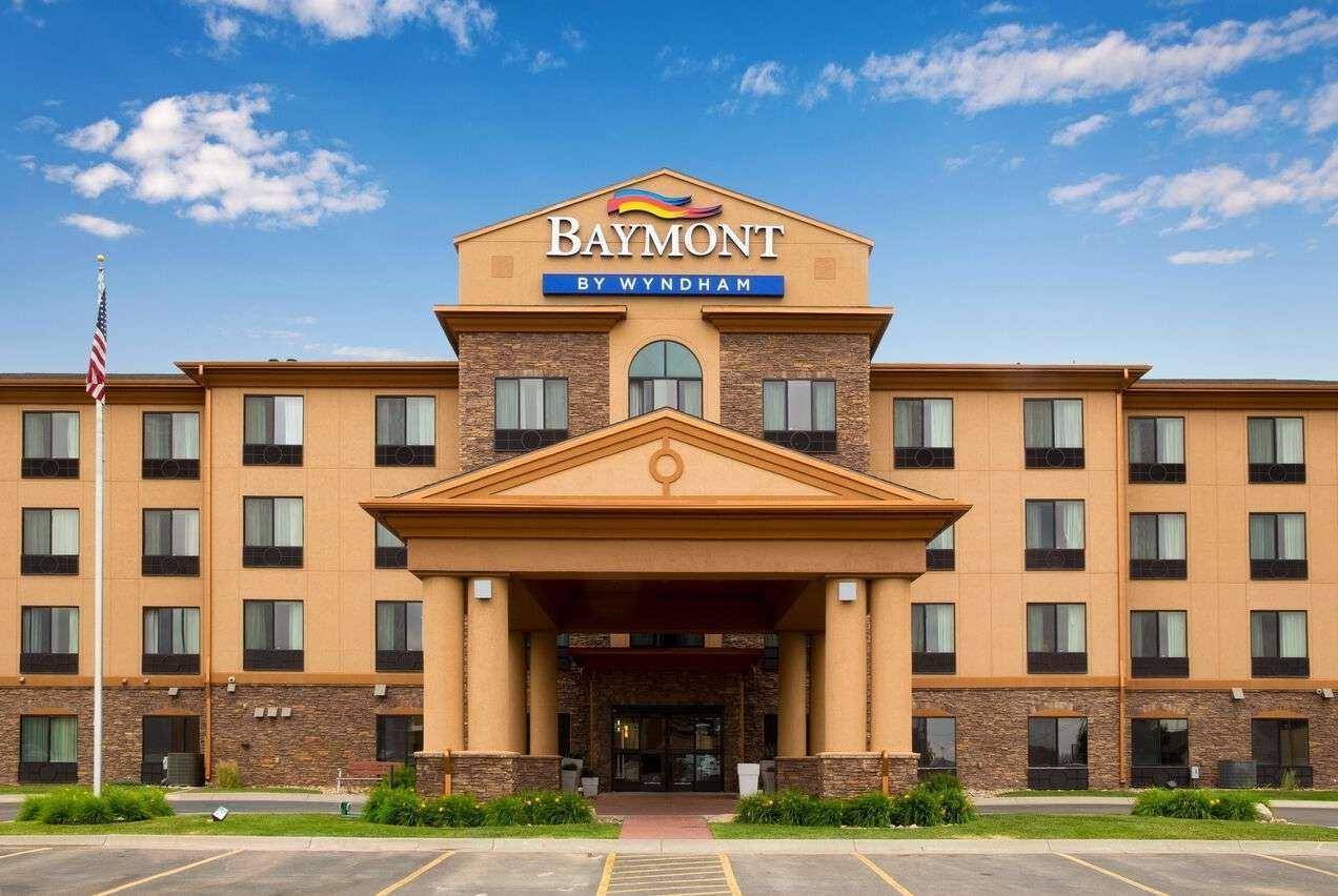 Vista Exterior Baymont Inn & Suites By Wyndham Sturgis