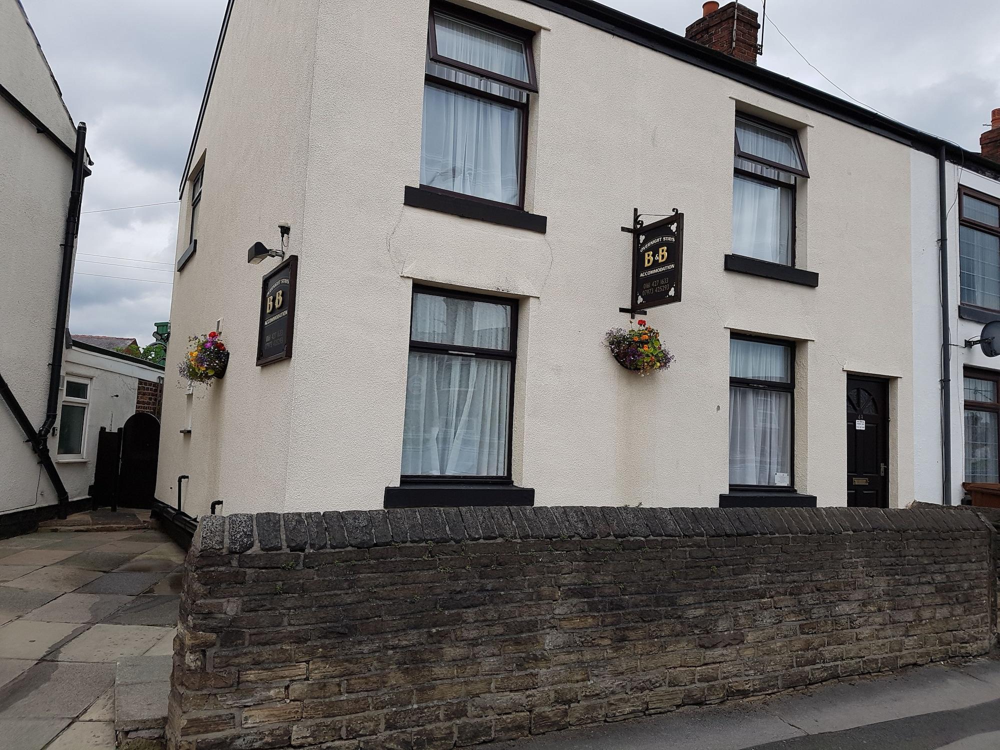 Varios Overnight Stays Stockport