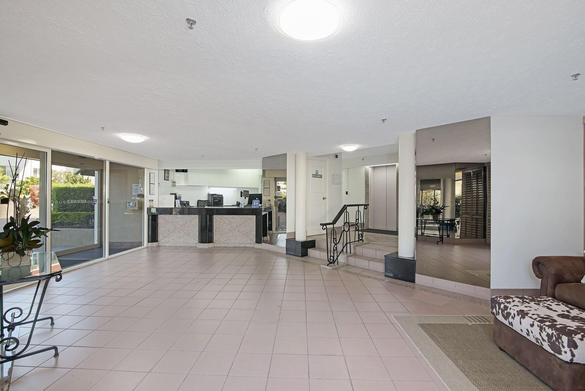 Vista Lobby Burleigh Esplanade Apartments