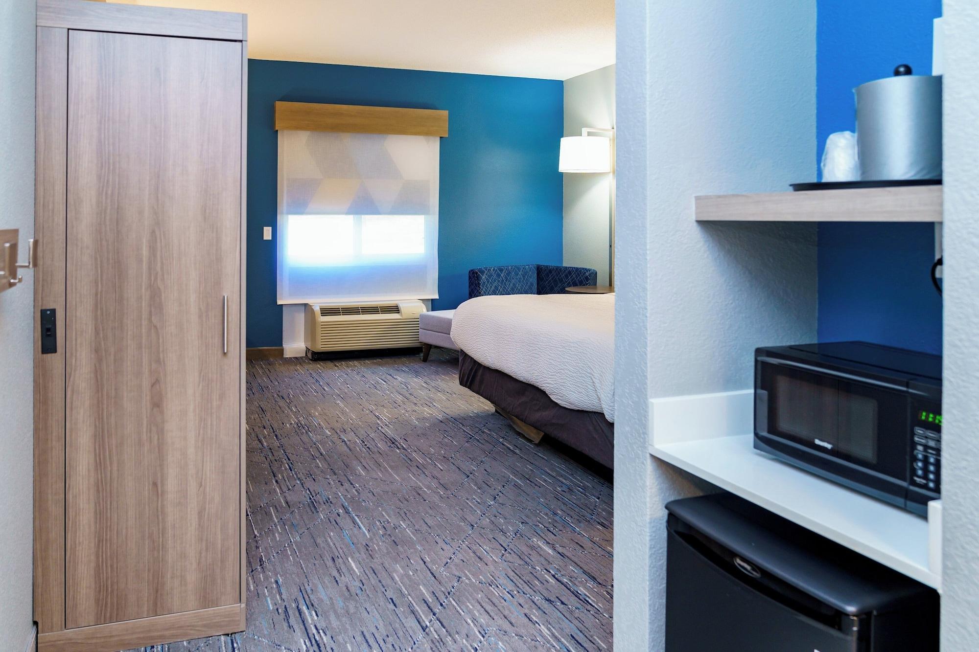 Habitación Holiday Inn Express Hotel & Suites Raleigh SW NC State by IHG