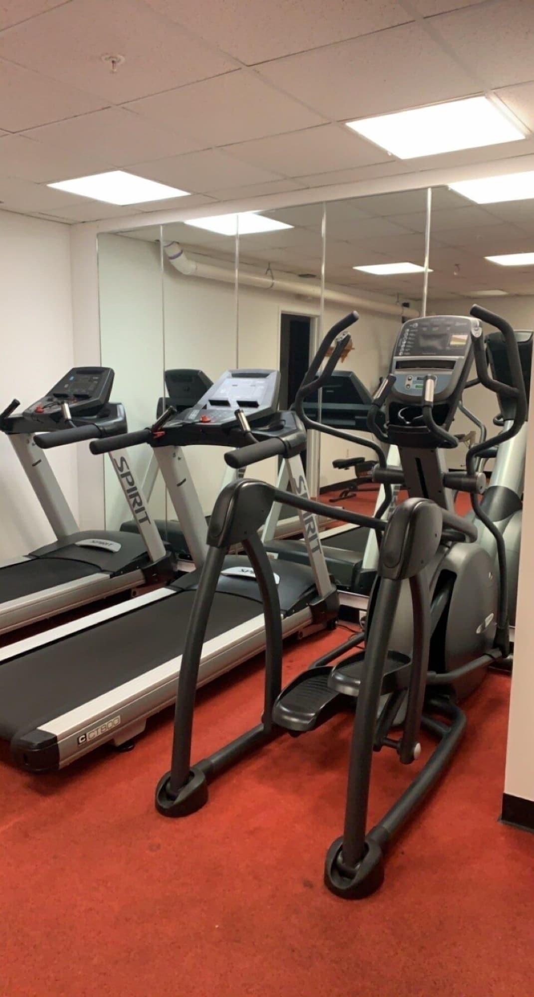 Gimnasio Guesthouse at Norwalk Inn
