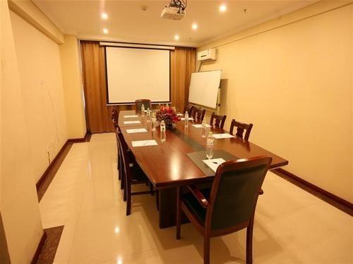 Sala de Reuniones GreenTree Inn Qinhuangdao Sun City Express Hotel