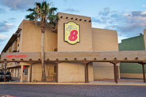 Alojamiento - Super 8 by Wyndham Las Vegas North Strip/Fremont St. Area