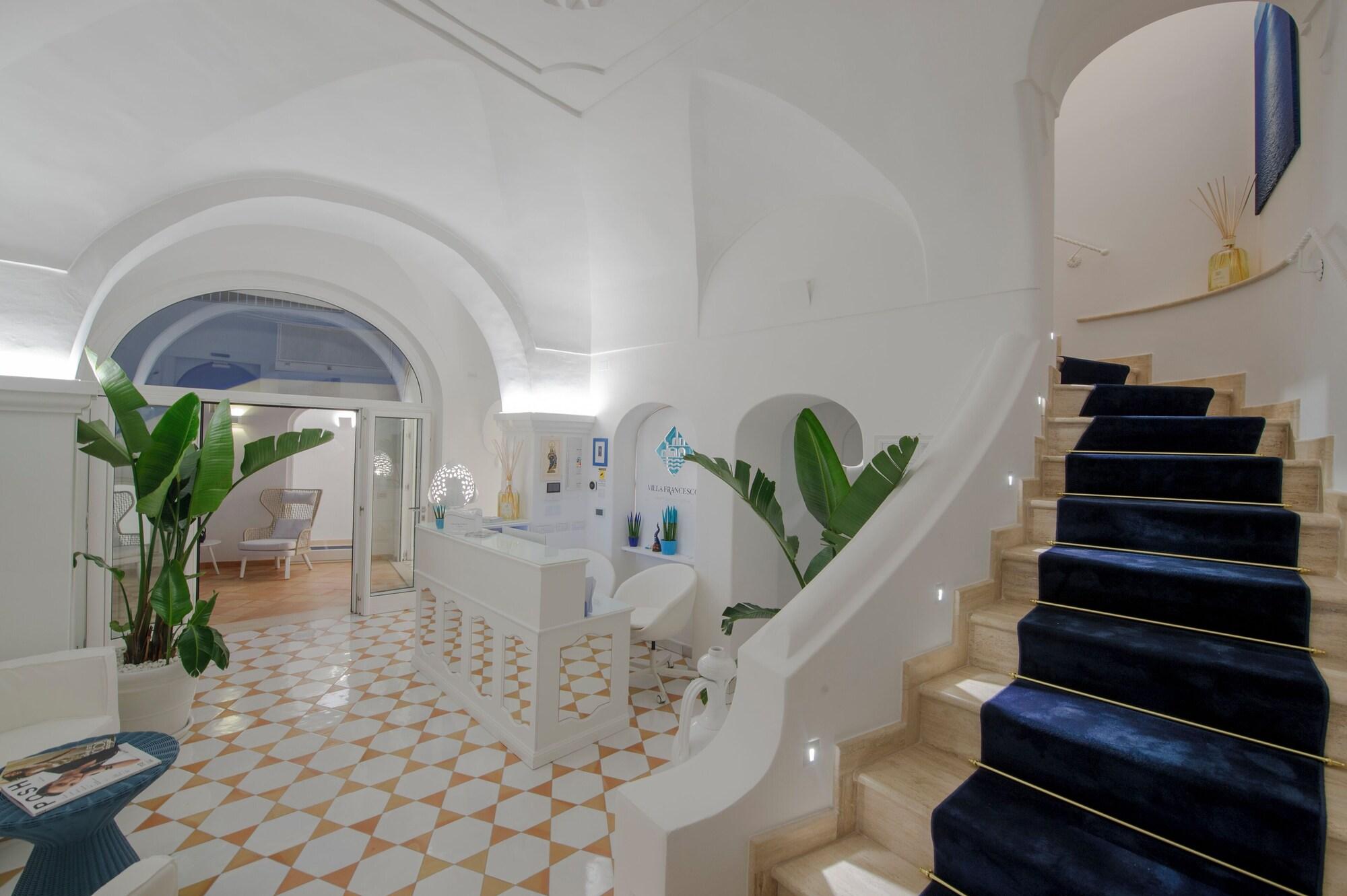 Vista Lobby Villa Francesco Luxury Suites