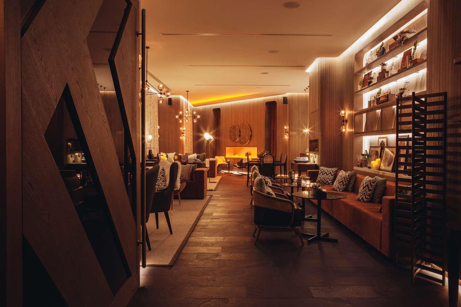 Bar/lounge Park Hyatt Dubai