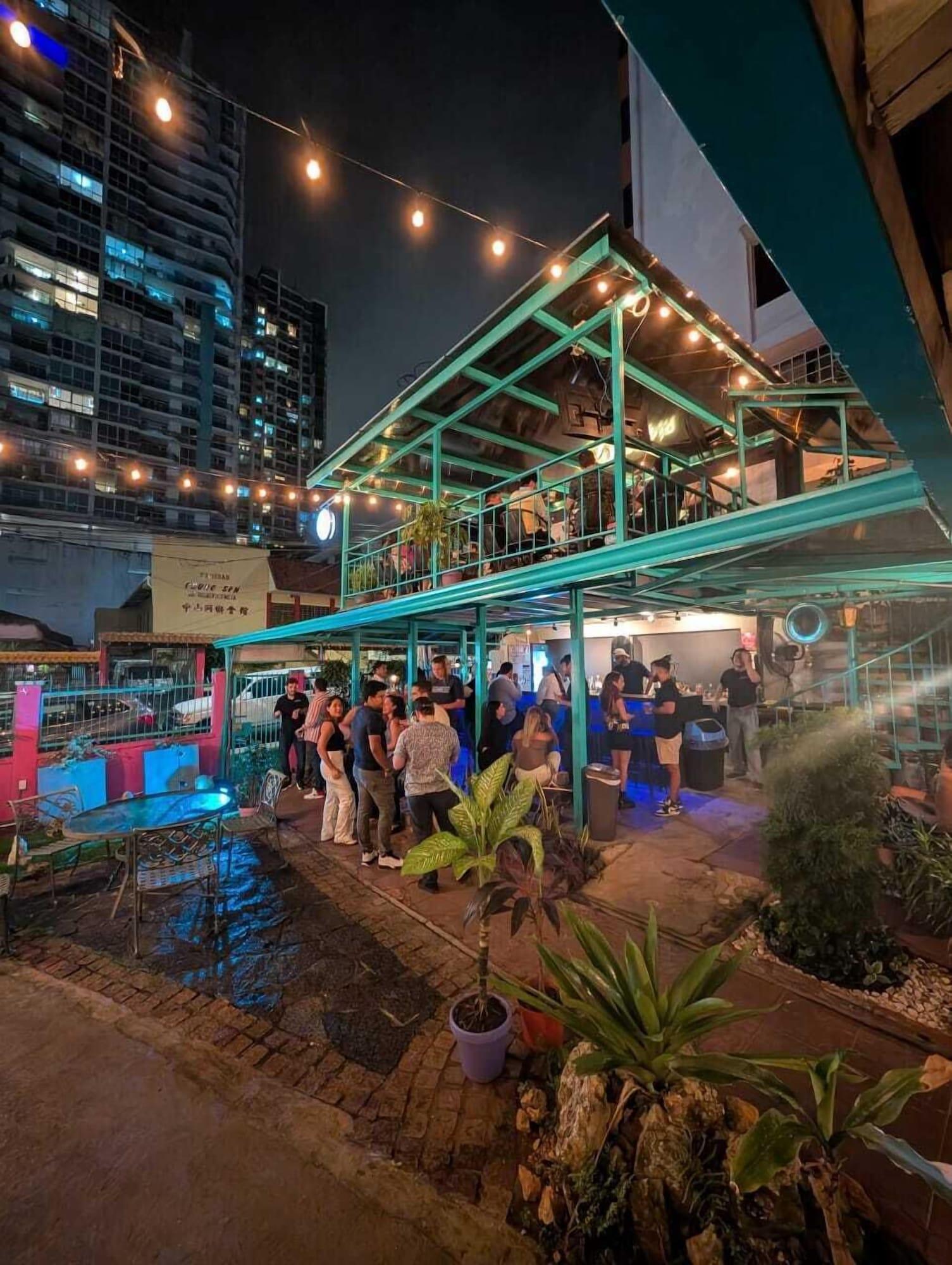 Bar/Salón Posada 1914