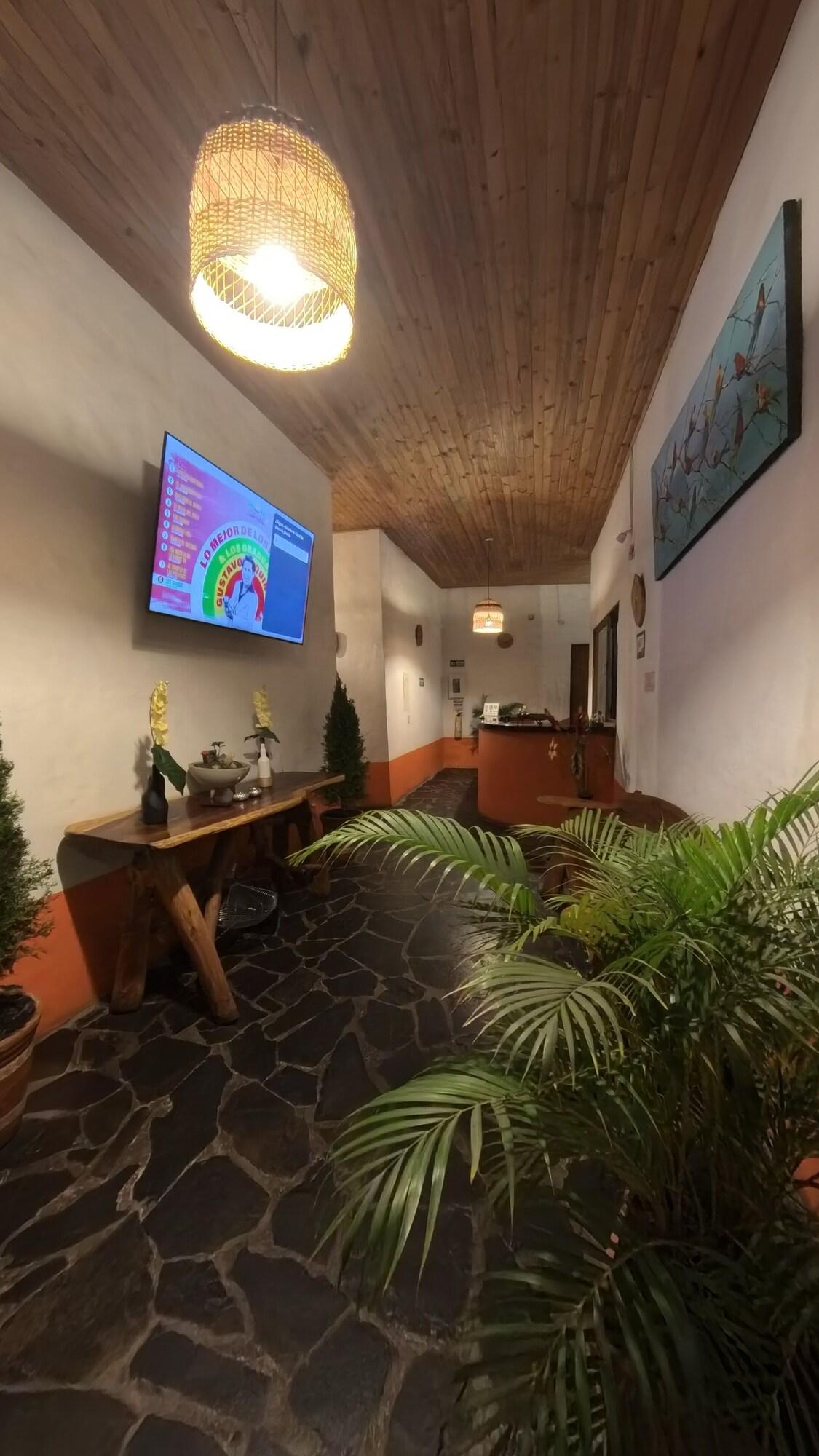 Vista Lobby Hotel Alcazar Real