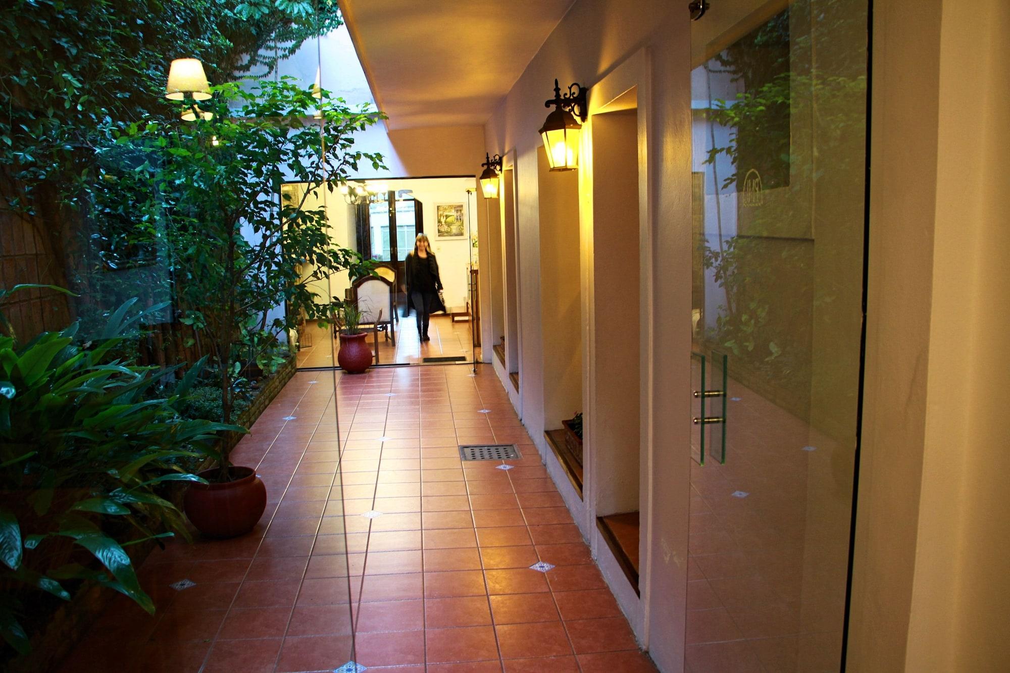 Varios La Manuel Lobo Posada