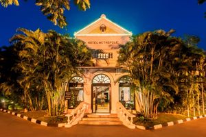 Alojamiento - Royal Orchid Metropole Mysore