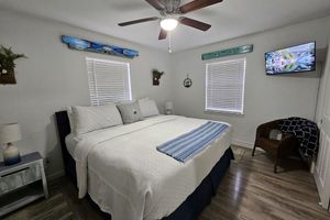 Alquiler Vacacional - Looking for family retreat with coastal-island  vibes? Casa Verde is for you