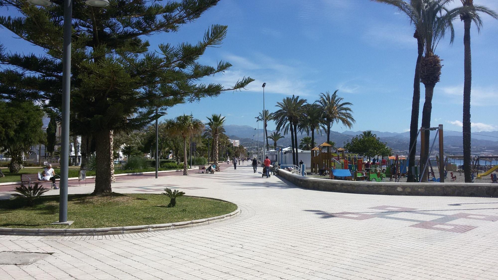 Vista Exterior Hotel Las Americas – Mares