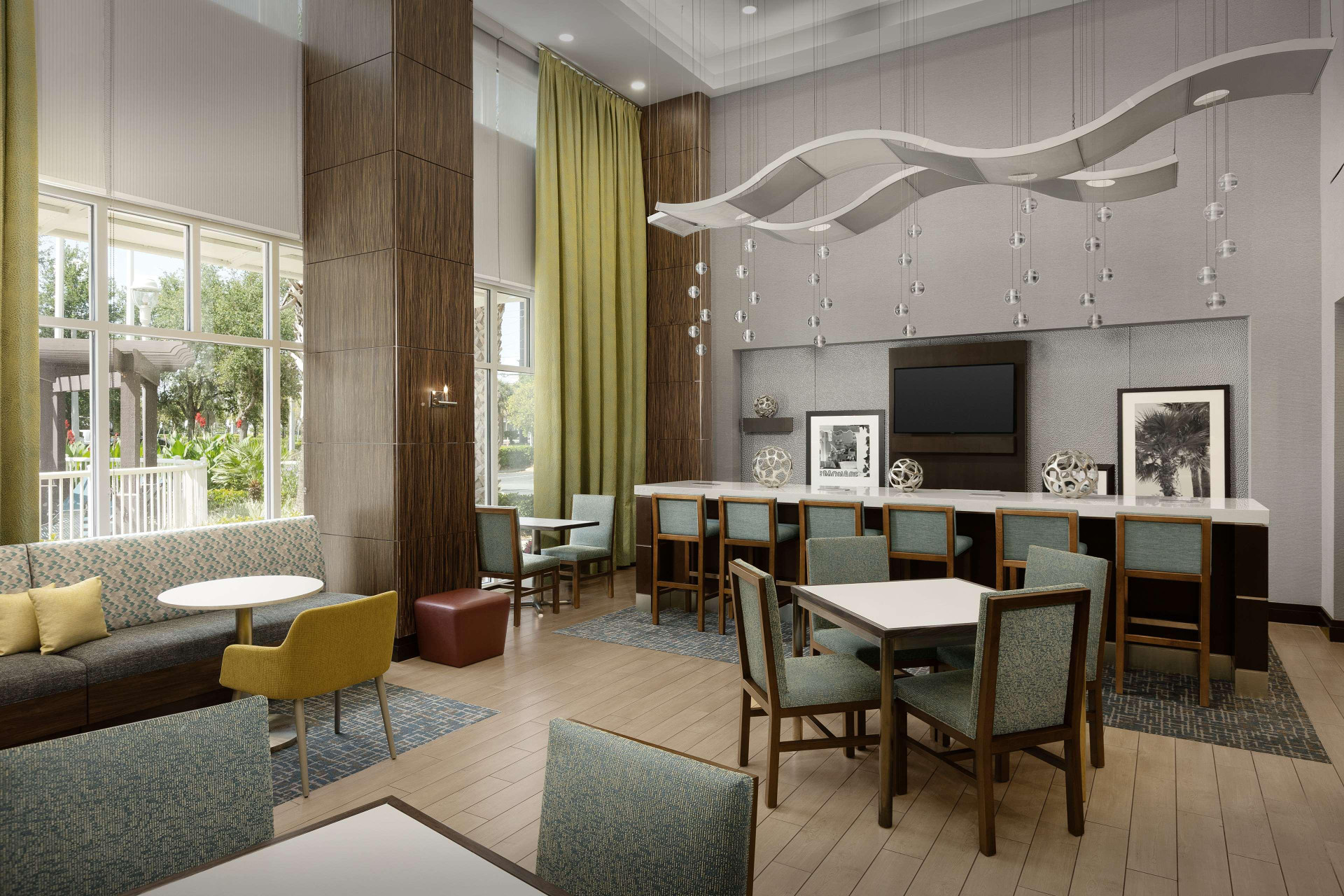 Vista Lobby Hampton Inn&Suites Orlando-North/Altamonte Springs