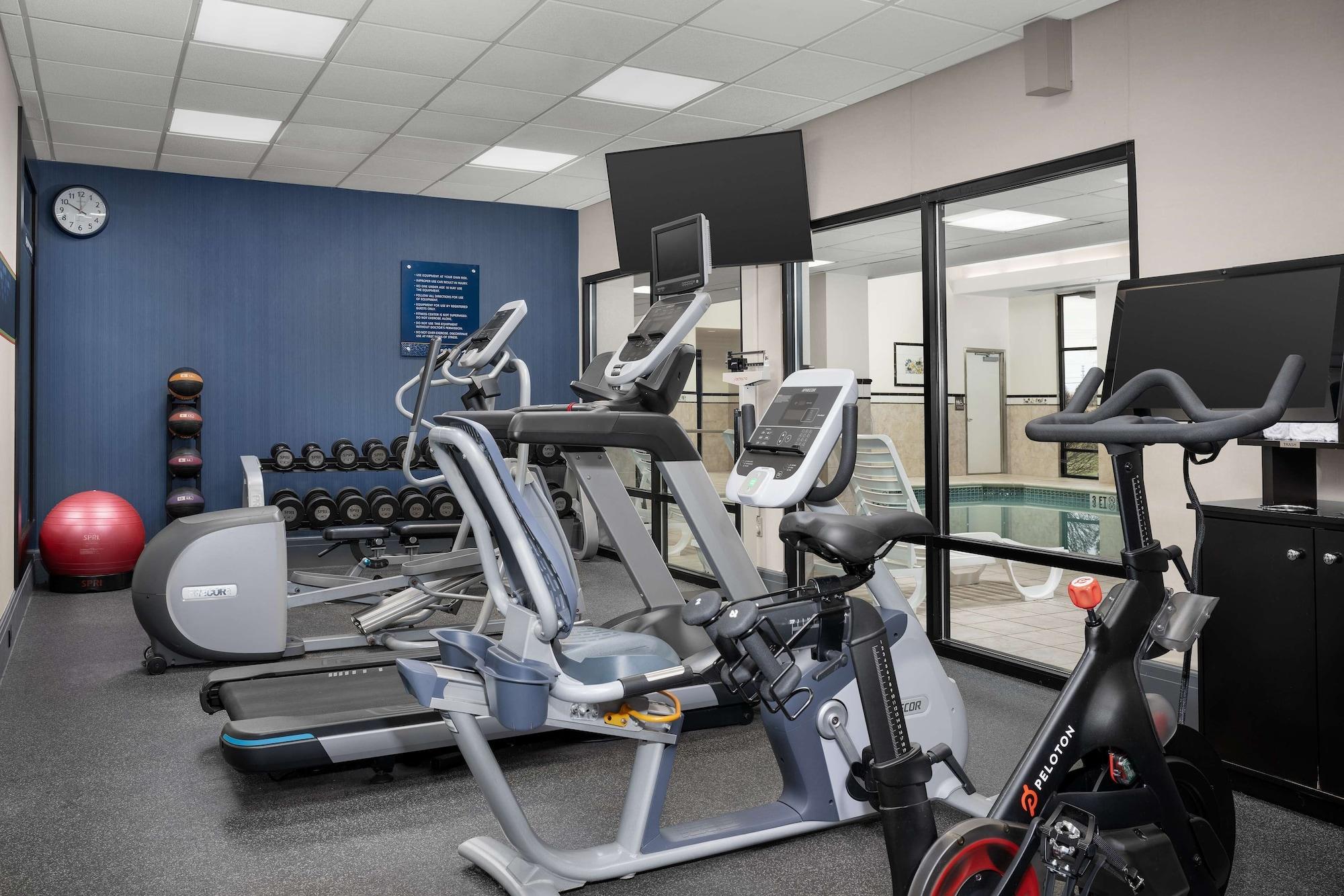 Gimnasio Hampton Inn Easton