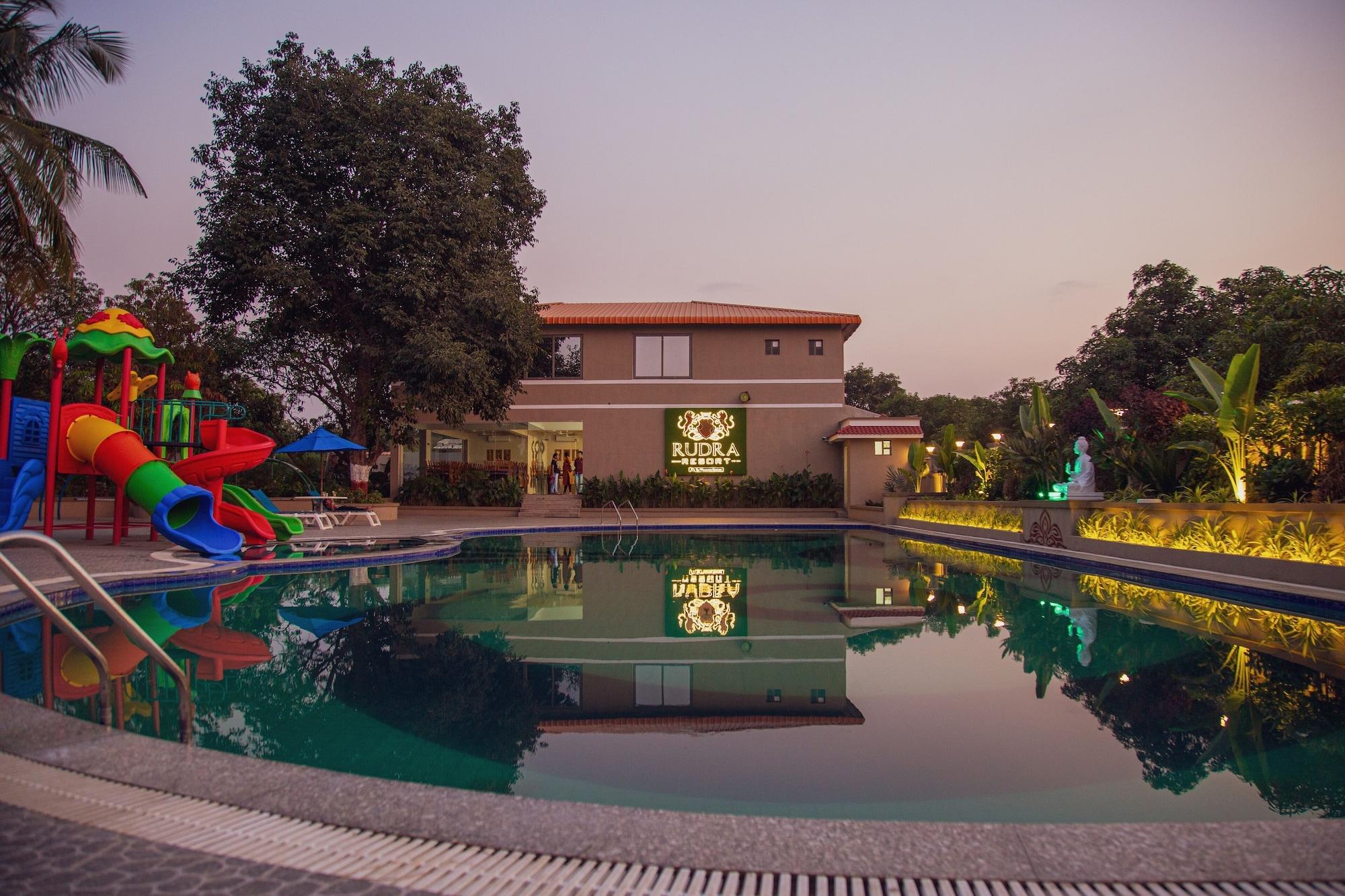 Vista Piscina Sterling Gir