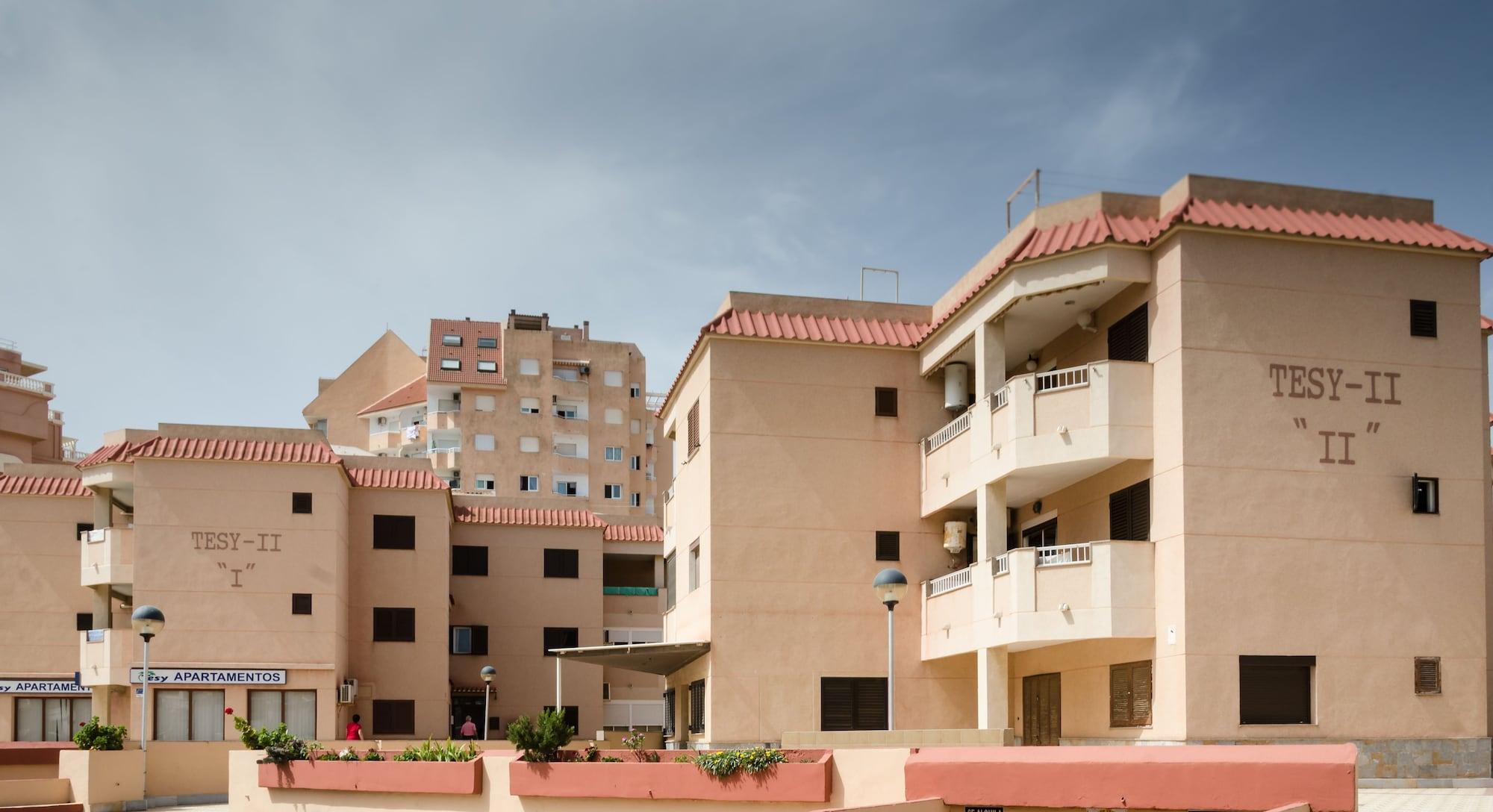 Vista Exterior Apartamentos Tesy