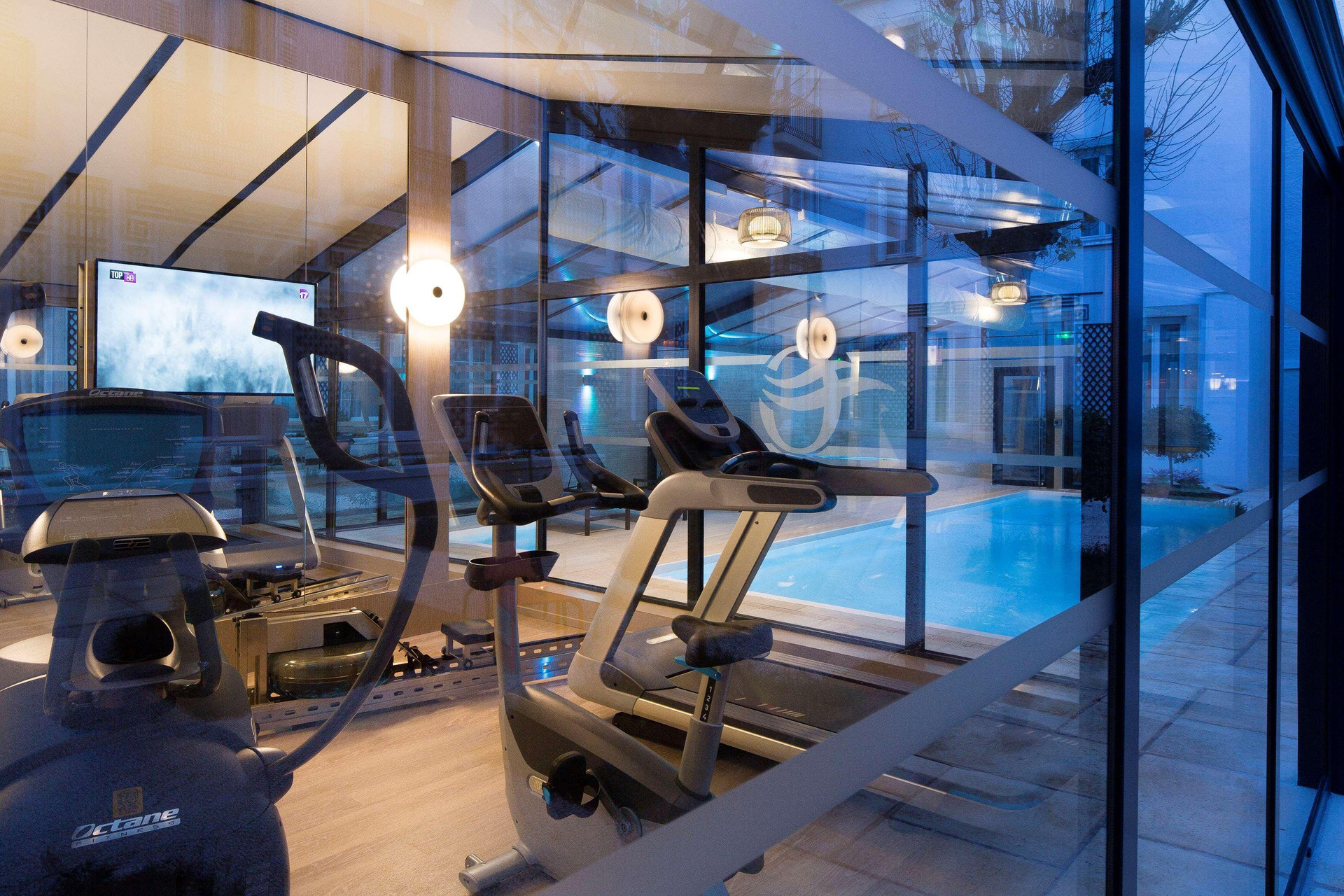 Gimnasio Hôtel Oceania Le Jura Dijon