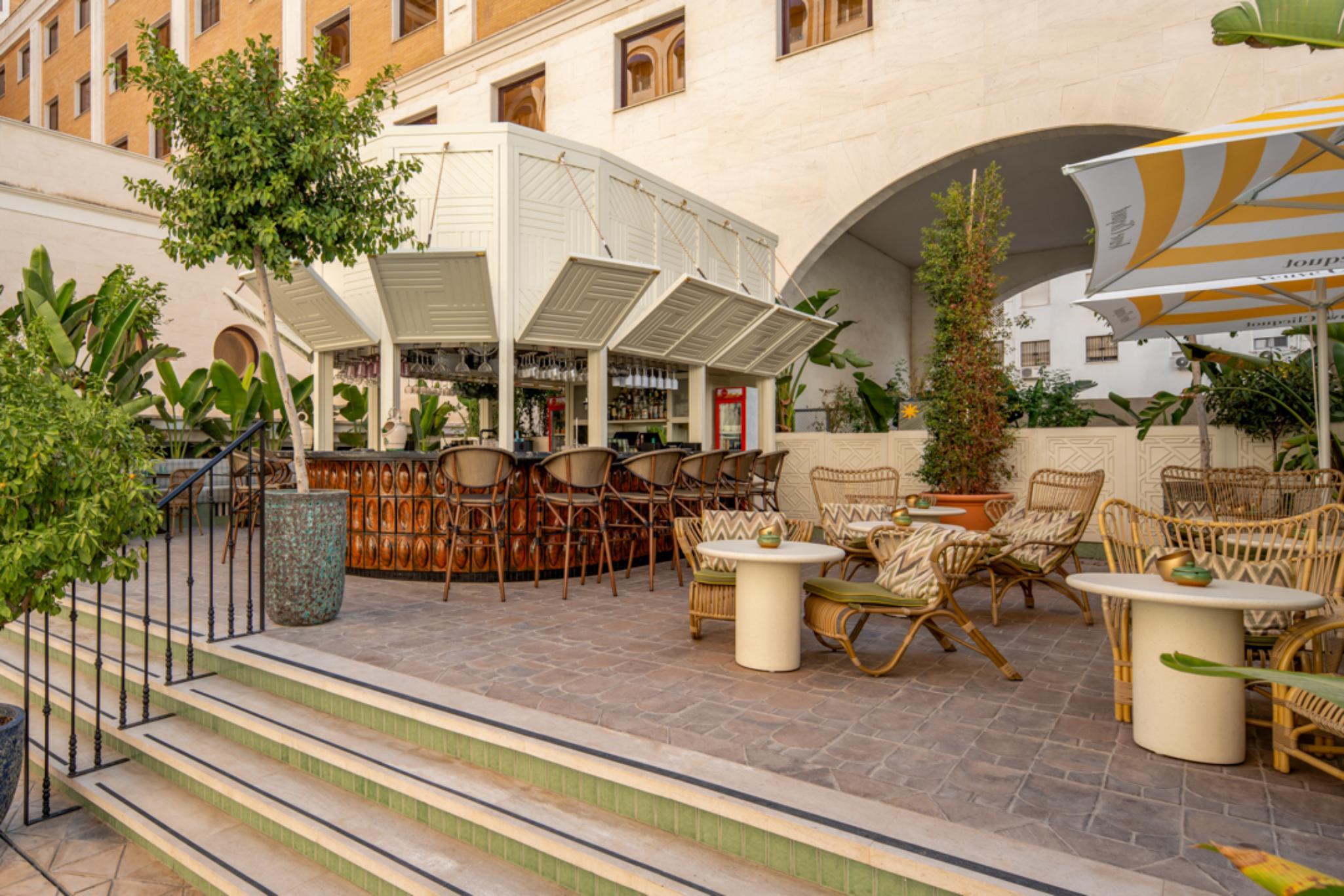 Bar/Salón Only YOU Hotel Sevilla