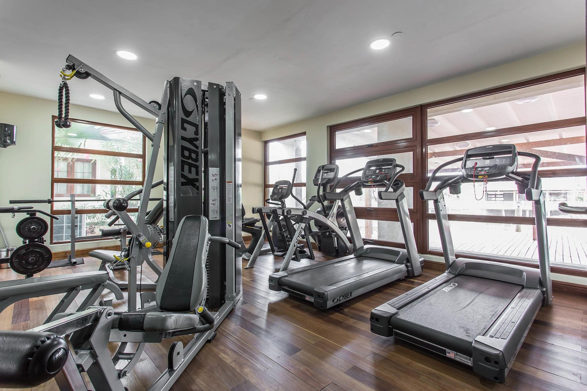 Gimnasio ACOYA Curacao Resort, Villas & Spa