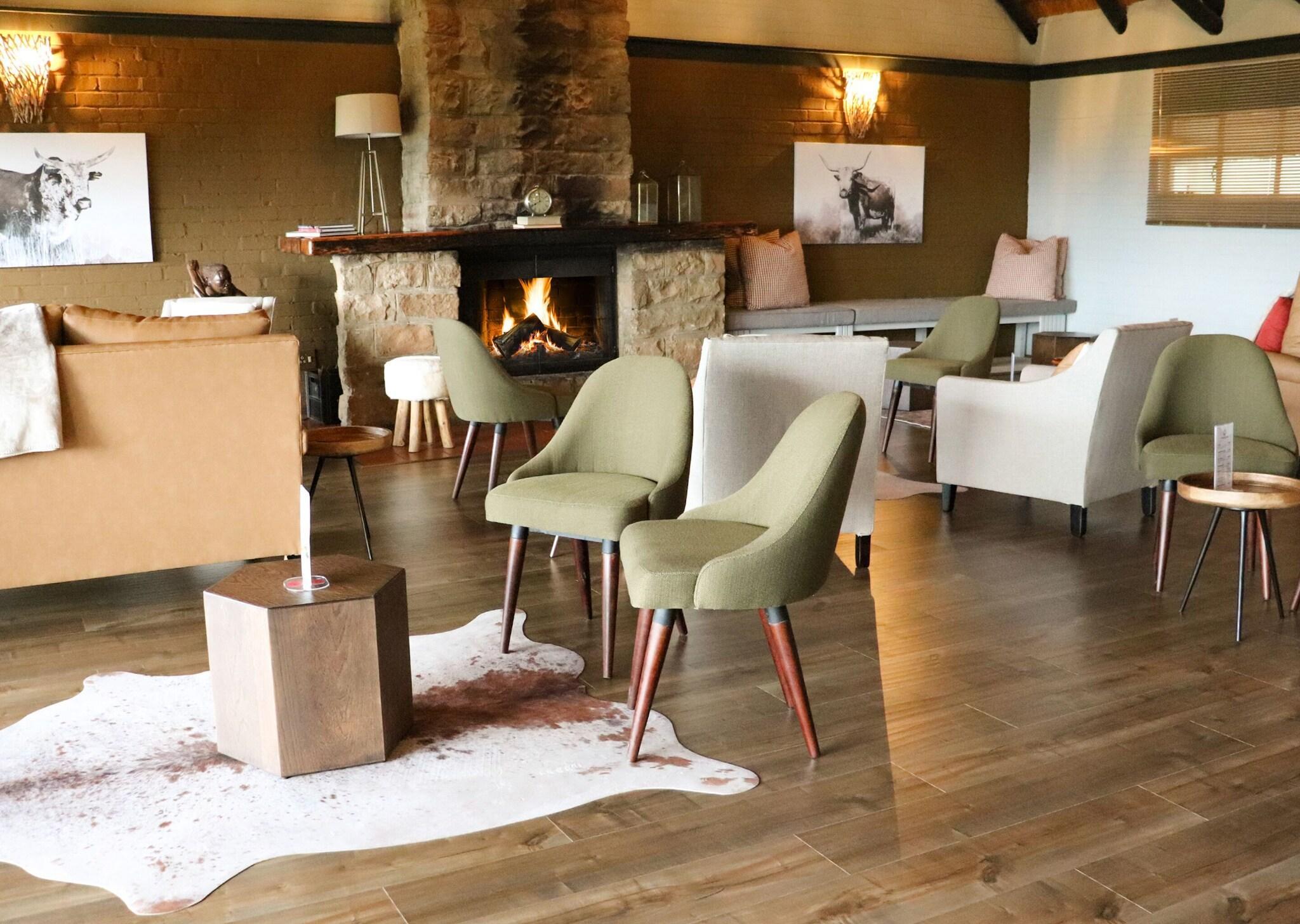 Vista Lobby Little Switzerland Resort