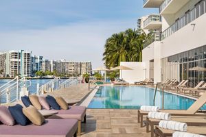 Paquete - Hyde Beach House