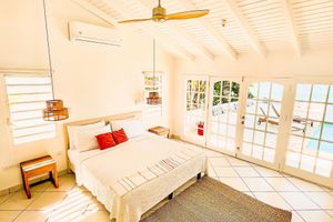 Alquiler Vacacional - Villa Bonjour water front villa next to Maho