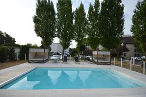 Alojamiento - Kyriad DIJON EST - Mirande