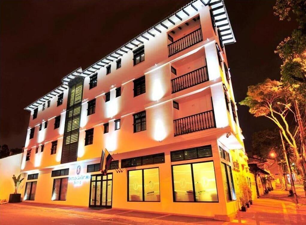 Vista Exterior Hotel Puerta de San Antonio