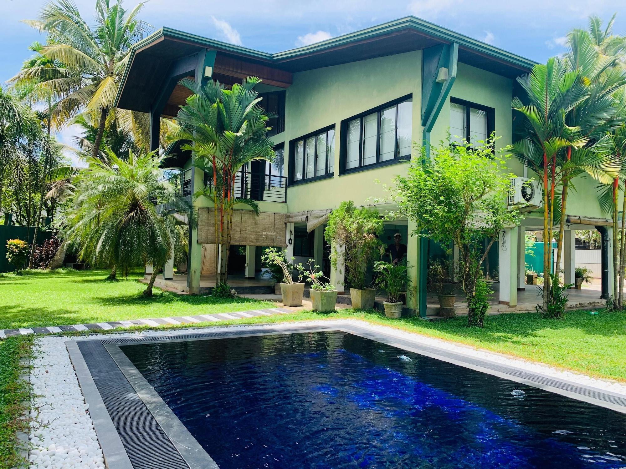 Varios Villa 97 Bolgoda