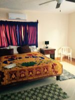 Alquiler Vacacional - This is a beautiful 2 bedroom house that's been renovated with a lot of space,