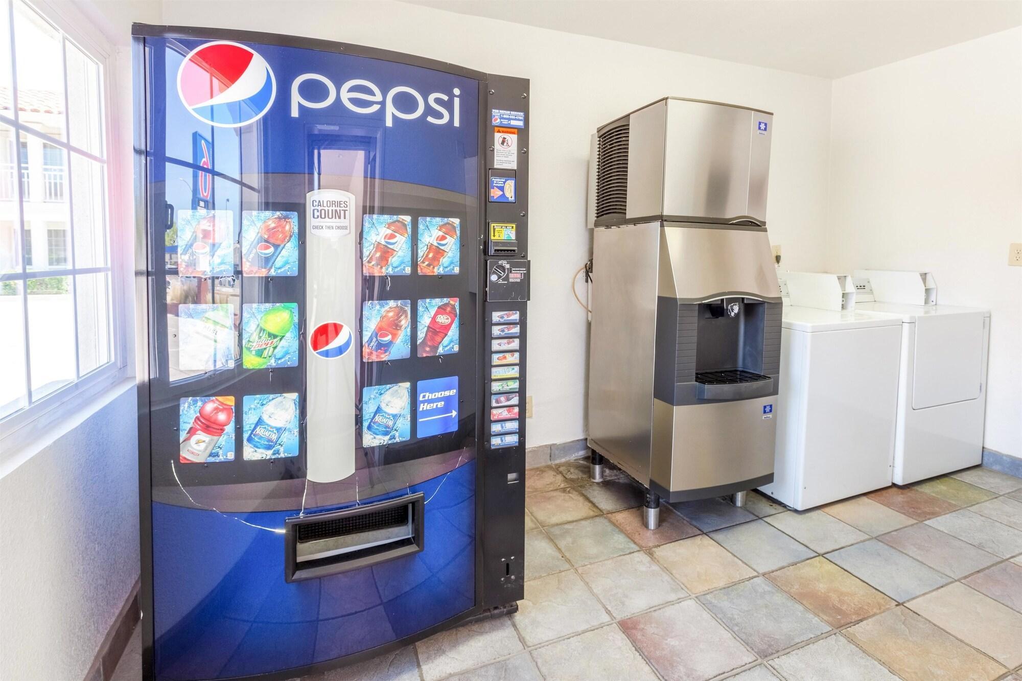 Restaurant Motel 6 Marysville, CA