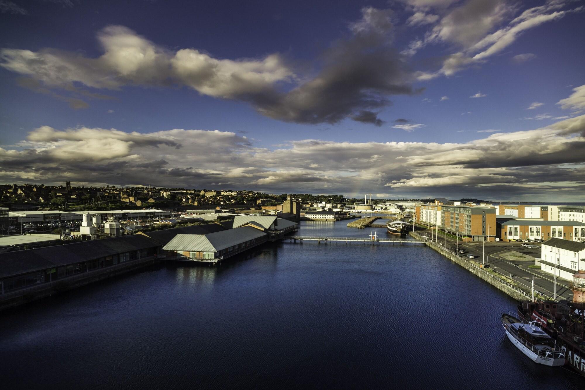 Vista Exterior Apex City Quay Hotel & Spa