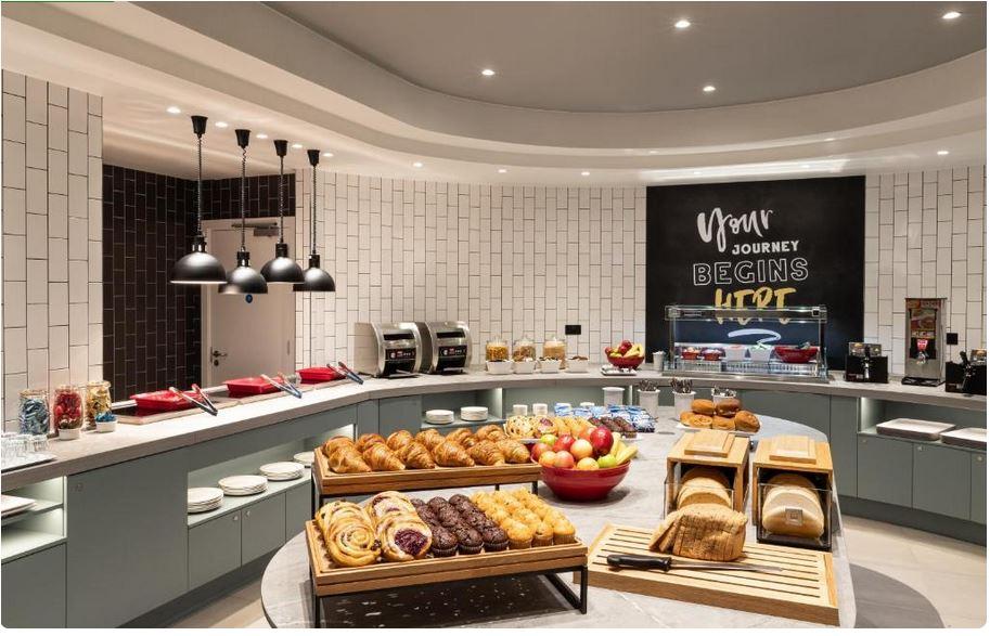 Bar/Salón Hampton by Hilton High Wycombe