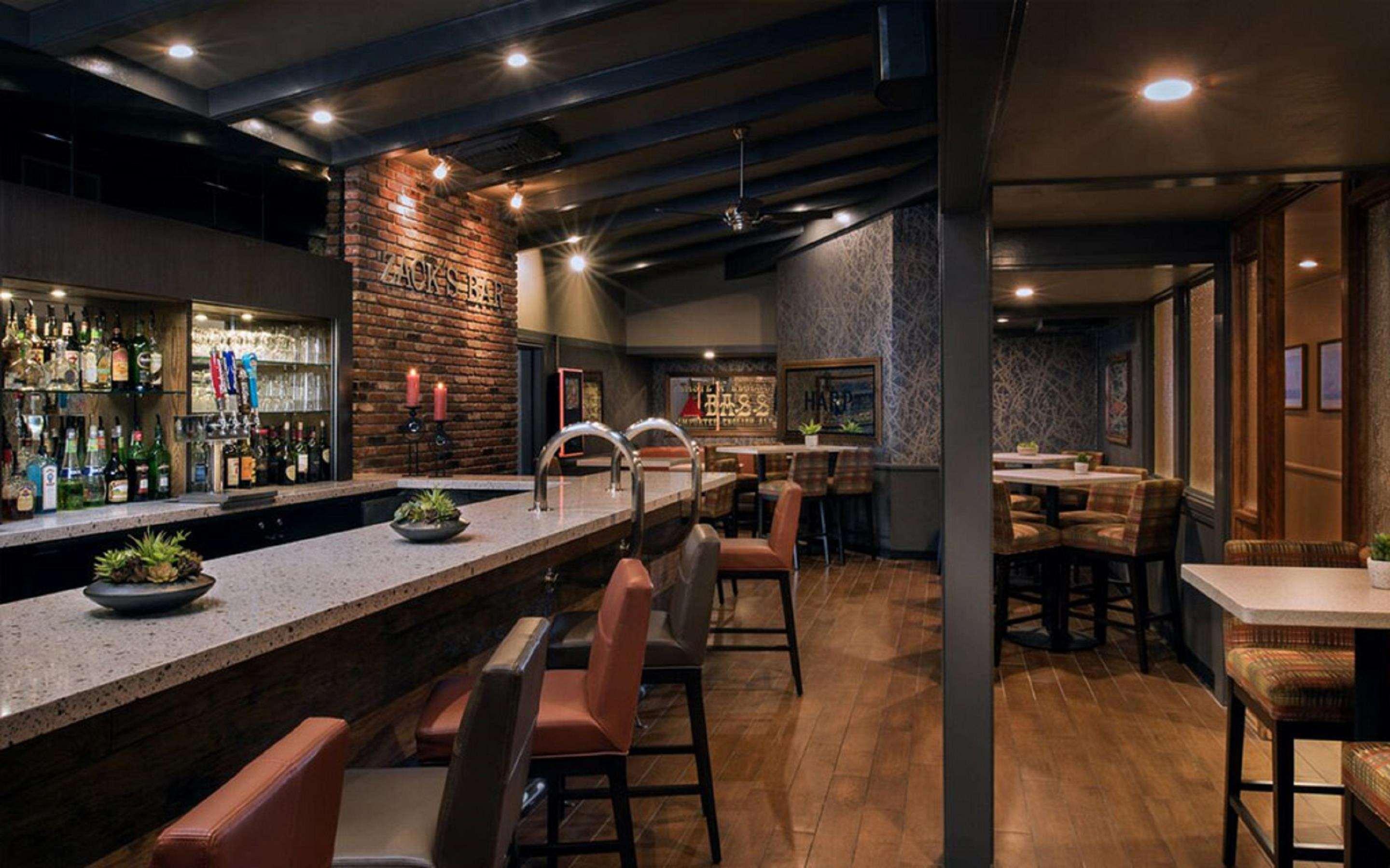 Bar/Salón Best Western Seven Seas