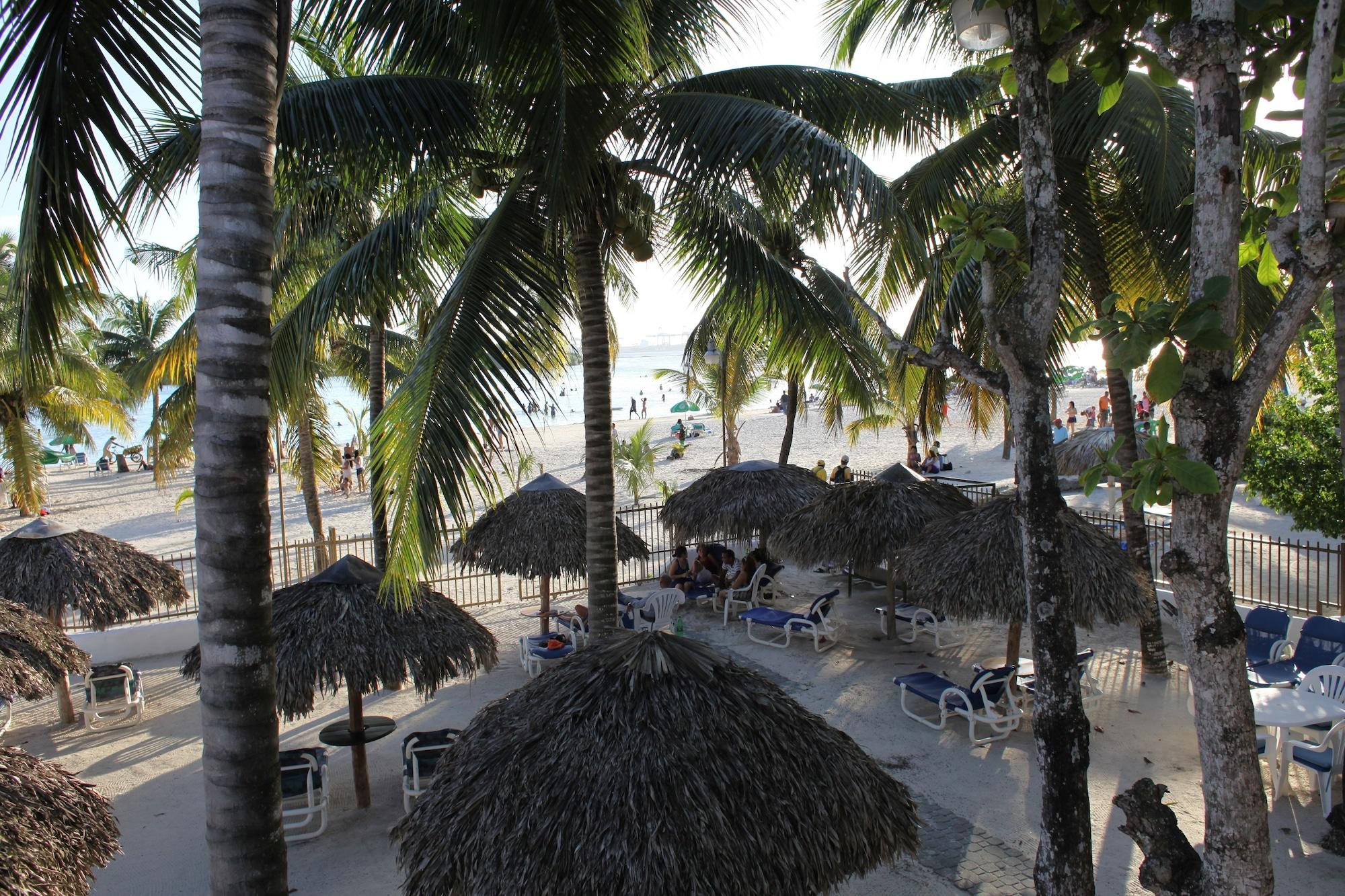 Playa Hotel Zapata
