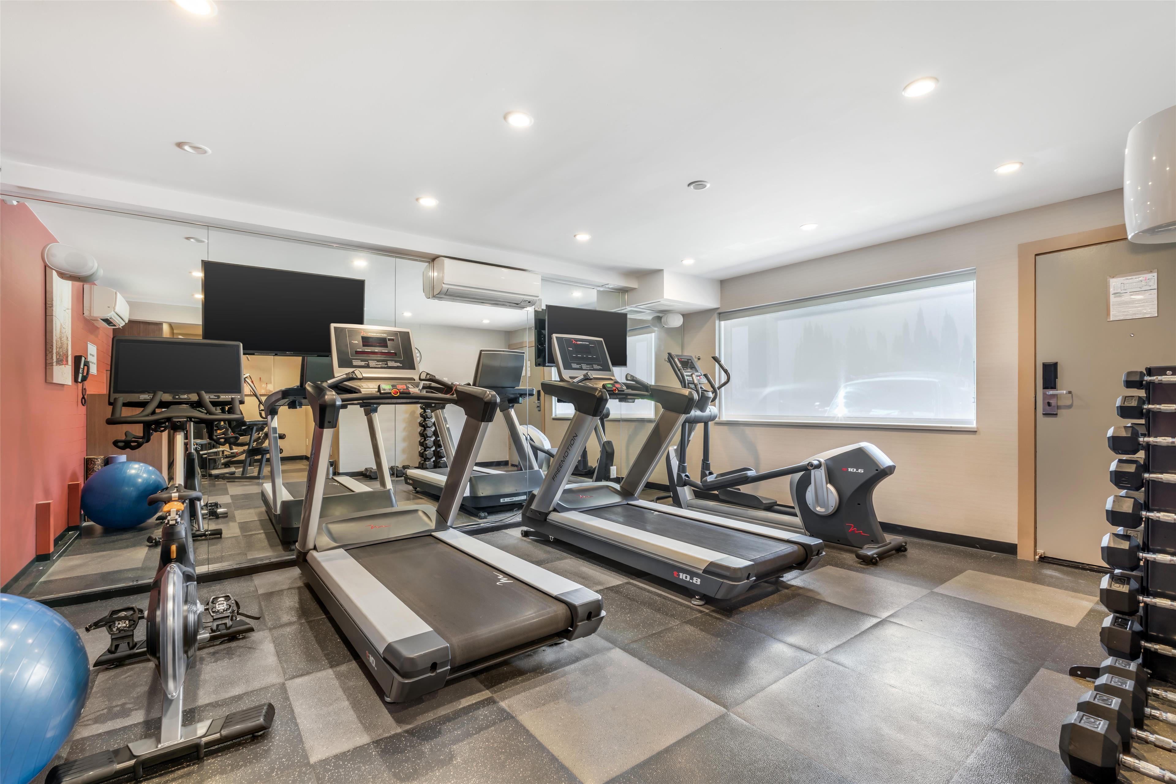 Gimnasio Best Western Plus Burnaby Hotel