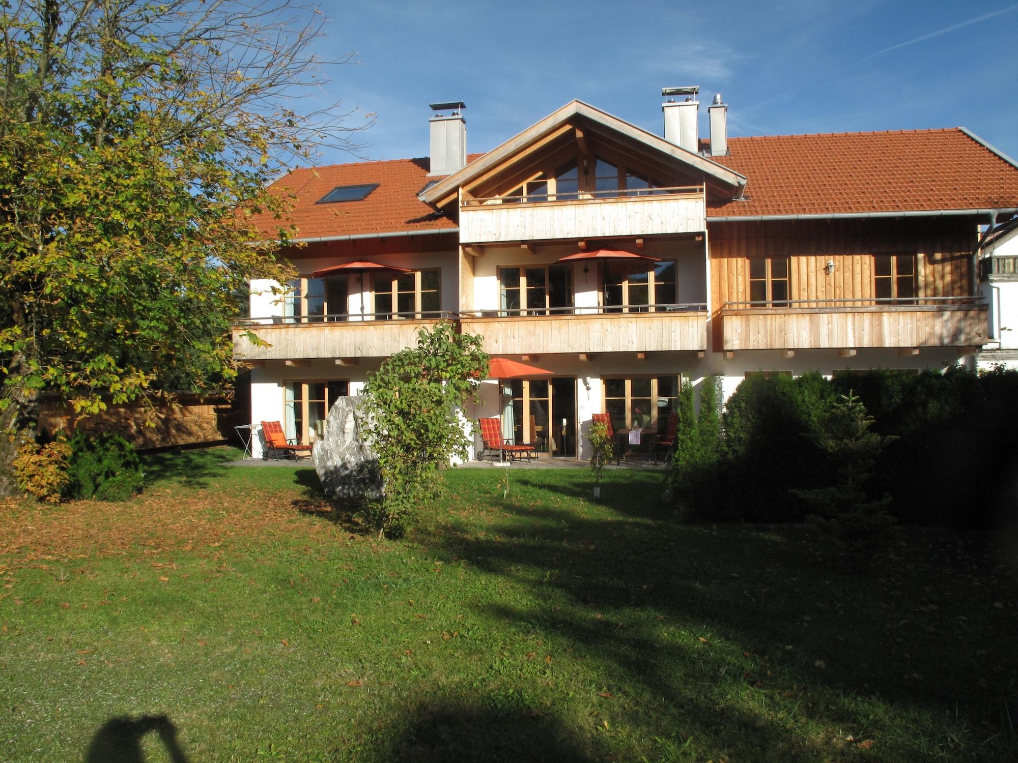 Varios Ferienwohnung Landhaus alpinum