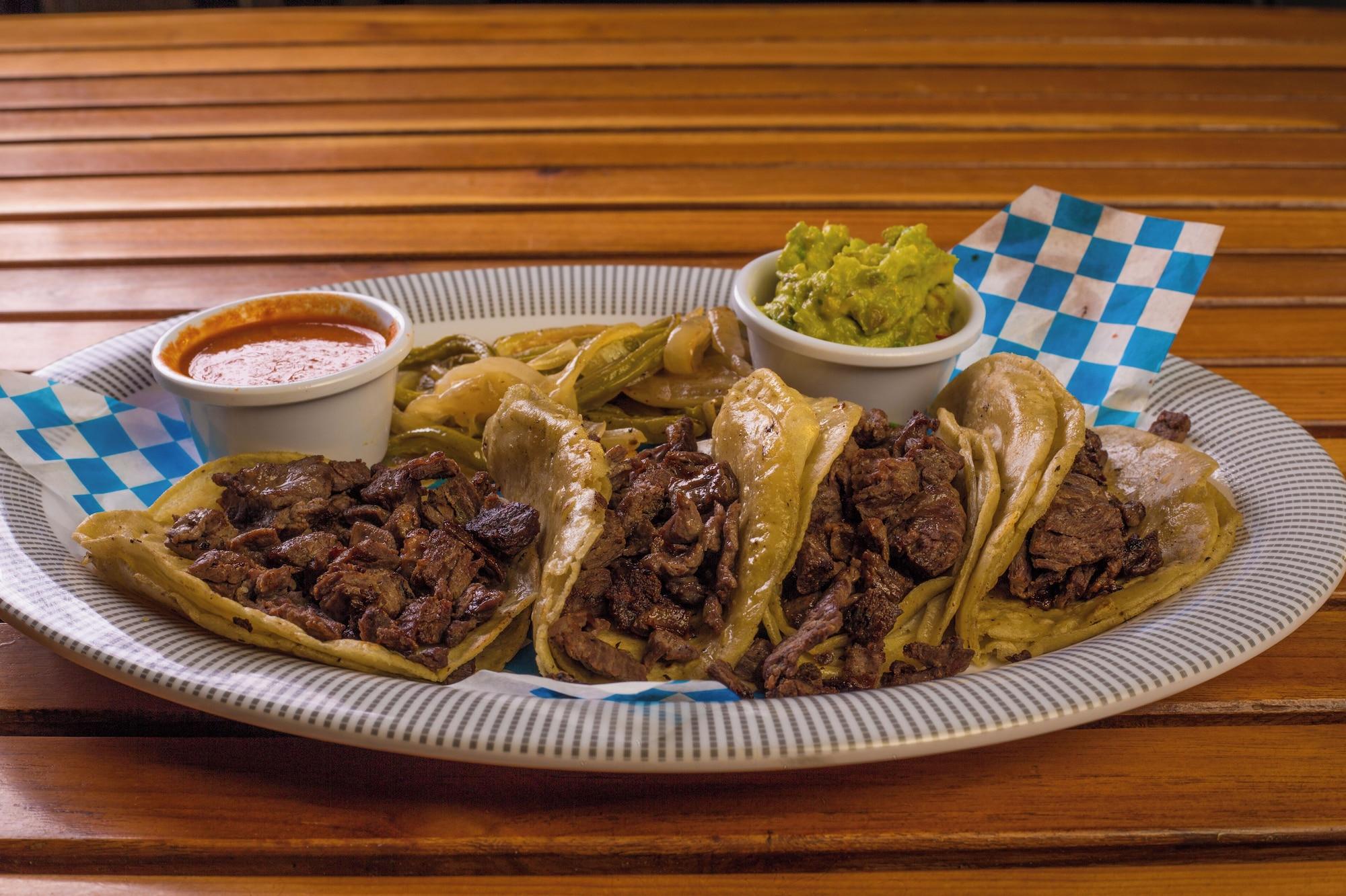 Restaurant PLAYA VIKINGOS TEQUESQUITENGO