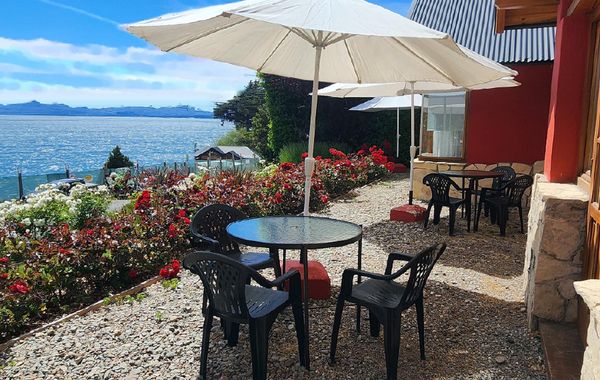 Lagos del Sur