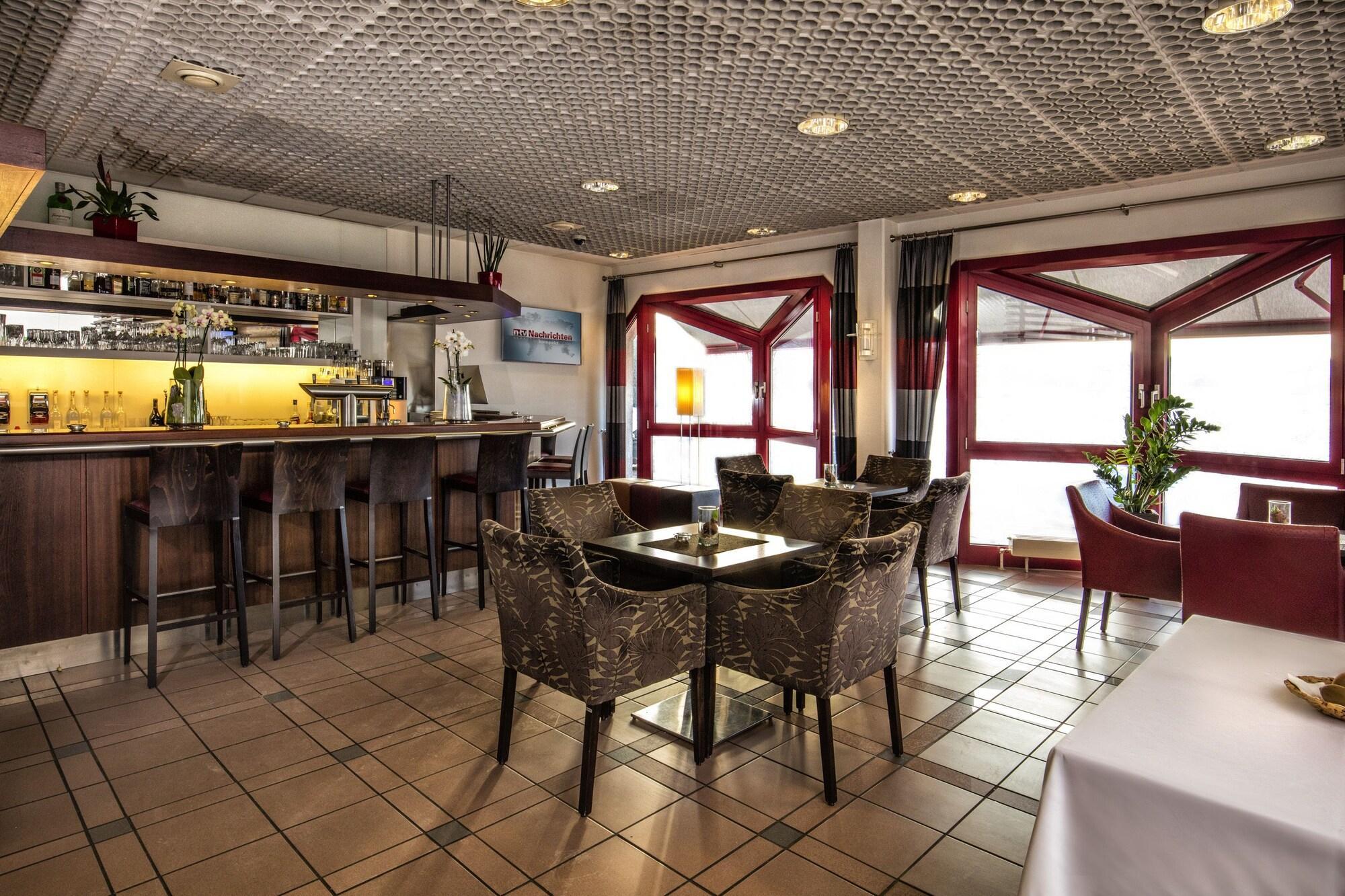 Bar/Salón LOFTSTYLE Hotel Gerlingen, Sure Hotel Collection by B/W