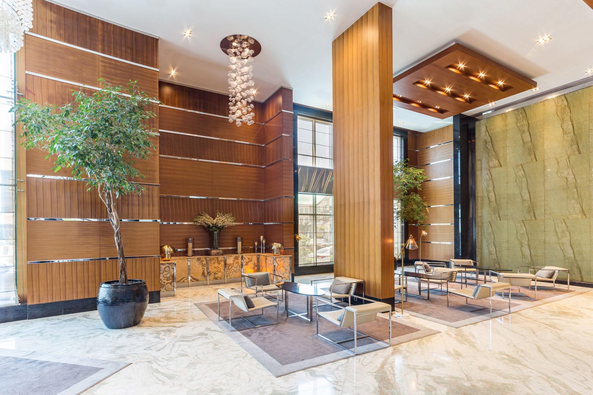 Vista Lobby Radisson Blu Hotel, Dubai Media City