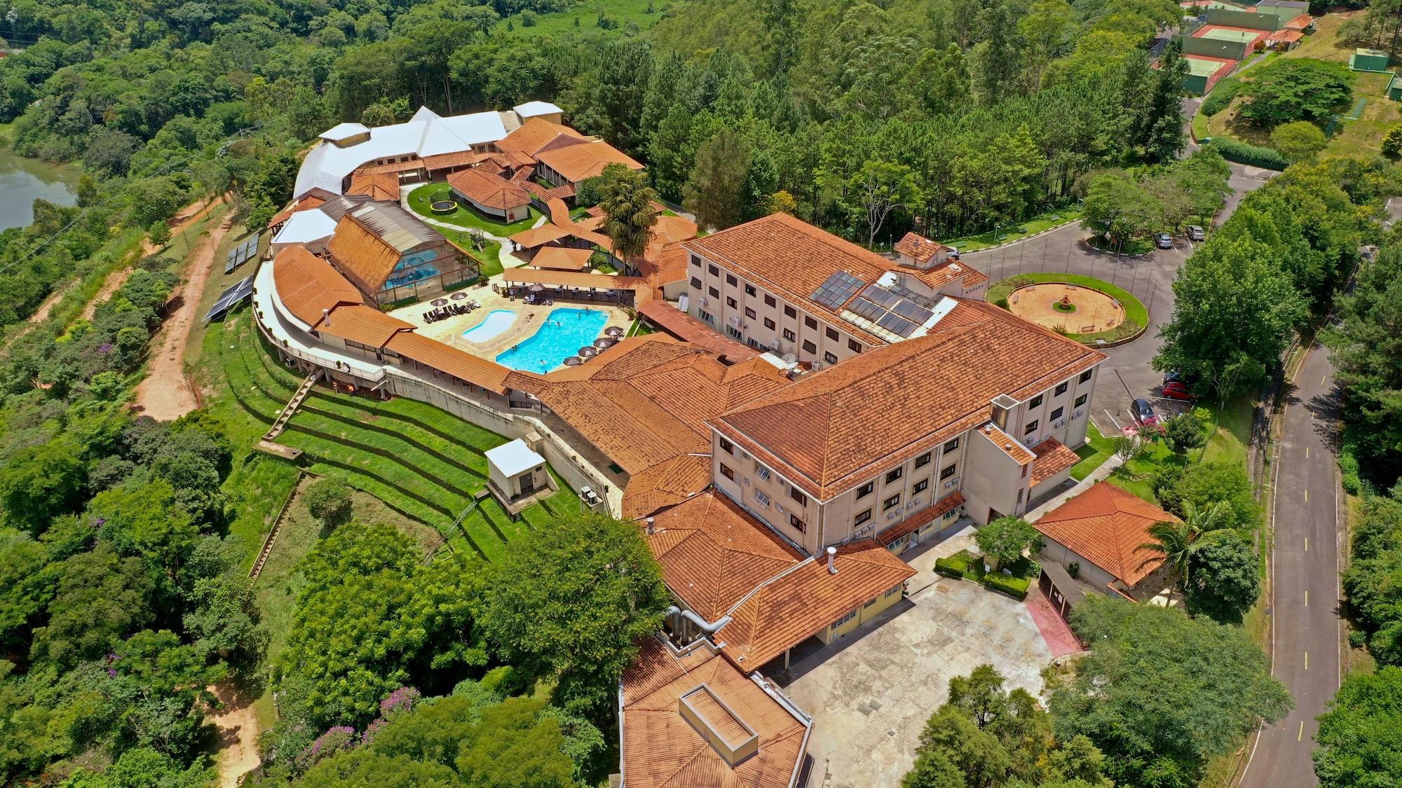 Vista Exterior Guararema Parque Hotel