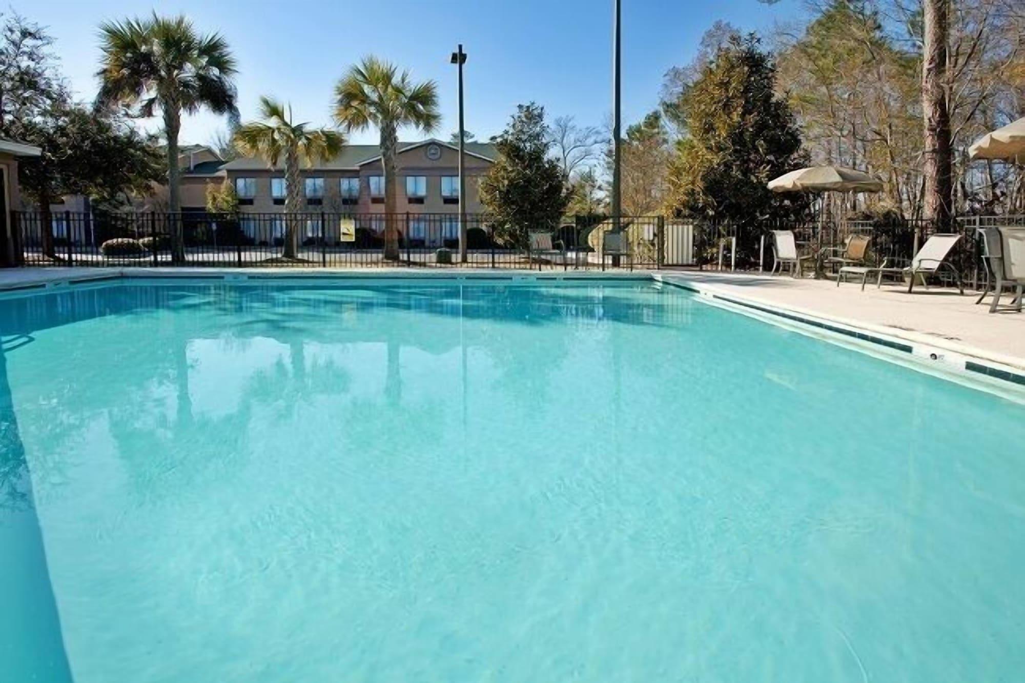 Vista Piscina Moncks Corner Inn